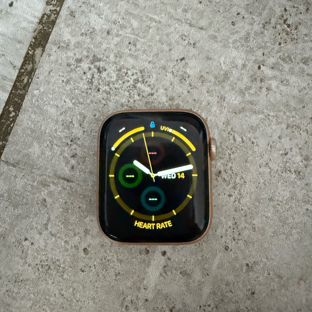 Apple Watch Series 6 44mm Gold GPS + Cellular